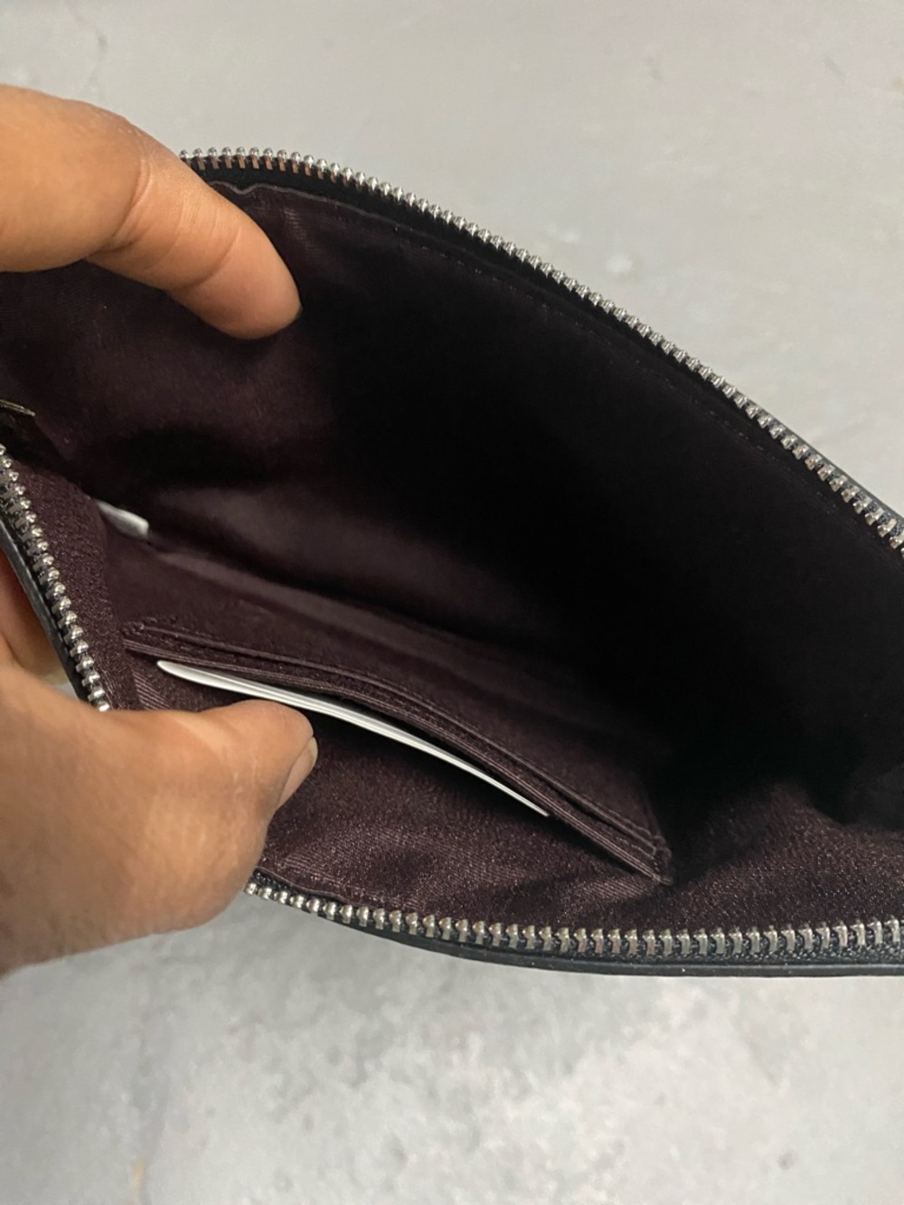 Large zipper wristlet - Picture 4 of 6